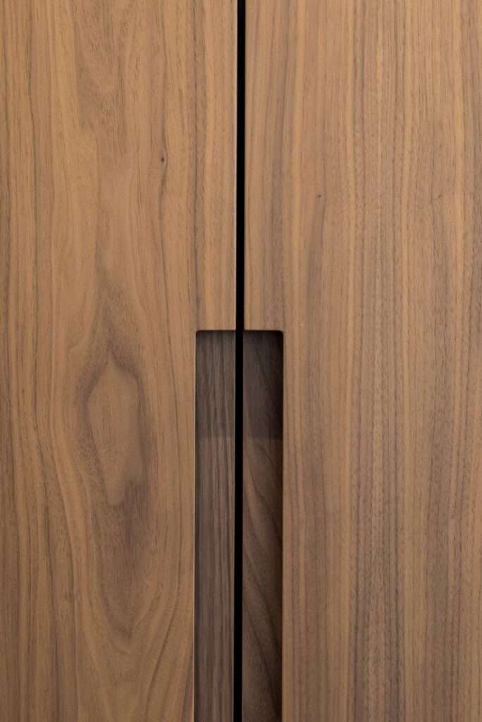 wardrobe handle design